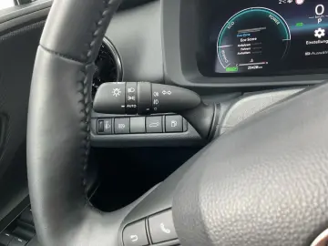 TOYOTA C-HR 1.8 Hybrid Teamplayer  Technik Paket Kamera