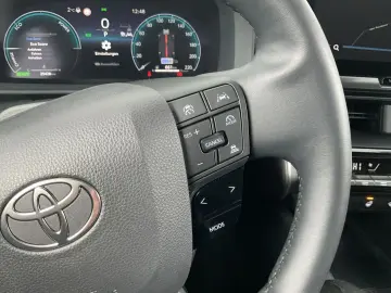 TOYOTA C-HR 1.8 Hybrid Teamplayer  Technik Paket Kamera