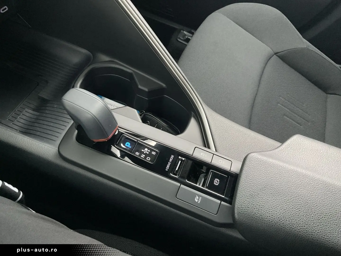 TOYOTA C-HR 1.8 Hybrid Teamplayer  Technik Paket Kamera