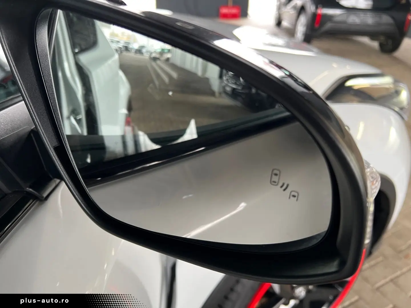 TOYOTA C-HR 2.0 Hybrid GR Sport  LED 19Zoll ACC JBL CAM