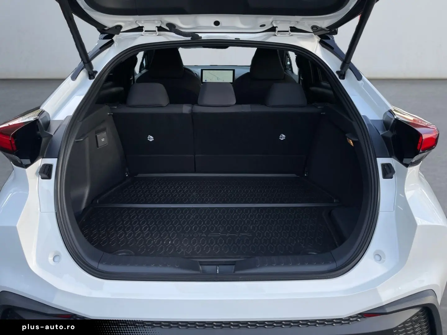 TOYOTA C-HR 2.0 Plug-in-Hybrid Teamplayer  WR el. Heck