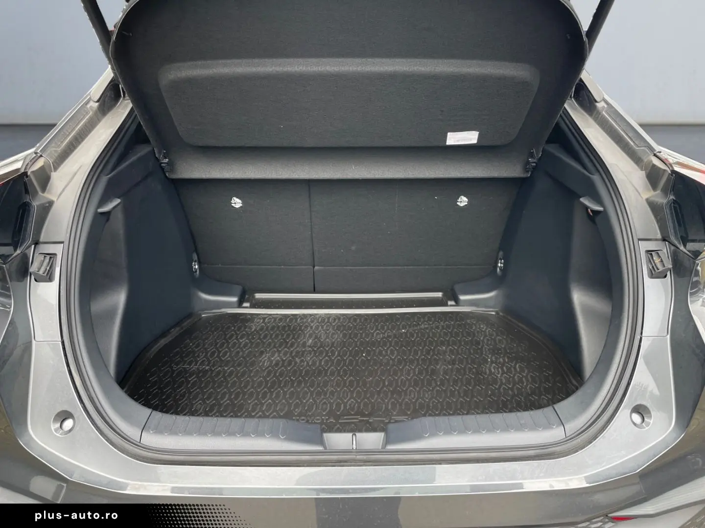 TOYOTA C-HR 1.8 Hybrid Team D  Technik-Paket RCam SHZ