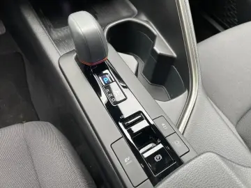 TOYOTA C-HR 1.8 Hybrid Team D  Technik-Paket RCam SHZ