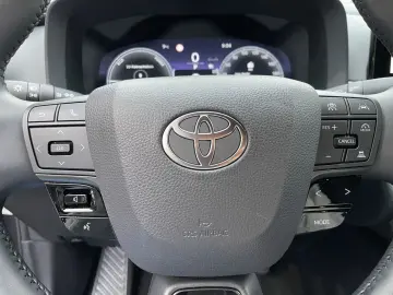 TOYOTA C-HR 1.8 Hybrid Team D  Navi LED CarPlay el Heck