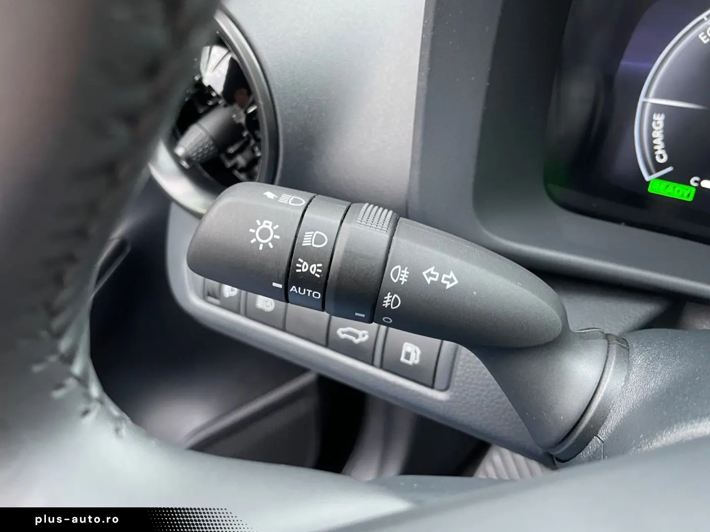 TOYOTA C-HR 1.8 Hybrid Team D  Navi LED CarPlay el Heck