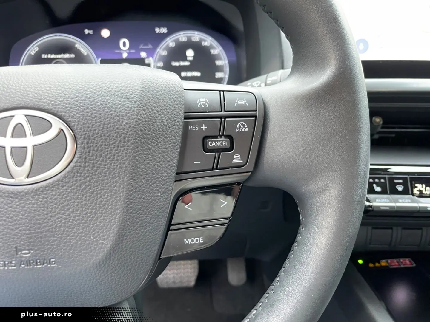 TOYOTA C-HR 1.8 Hybrid Team D  Navi LED CarPlay el Heck