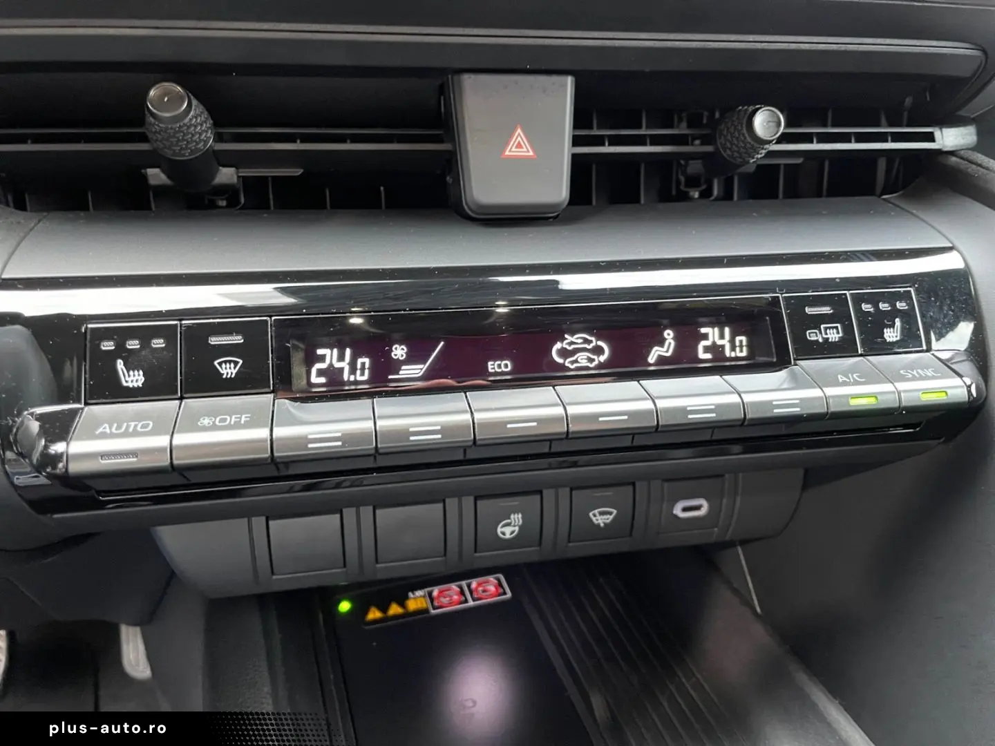 TOYOTA C-HR 1.8 Hybrid Team D  Navi LED CarPlay el Heck