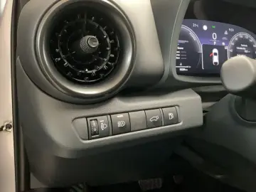 TOYOTA C-HR 1.8 Hybrid Team D   Technik-Paket LED Navi