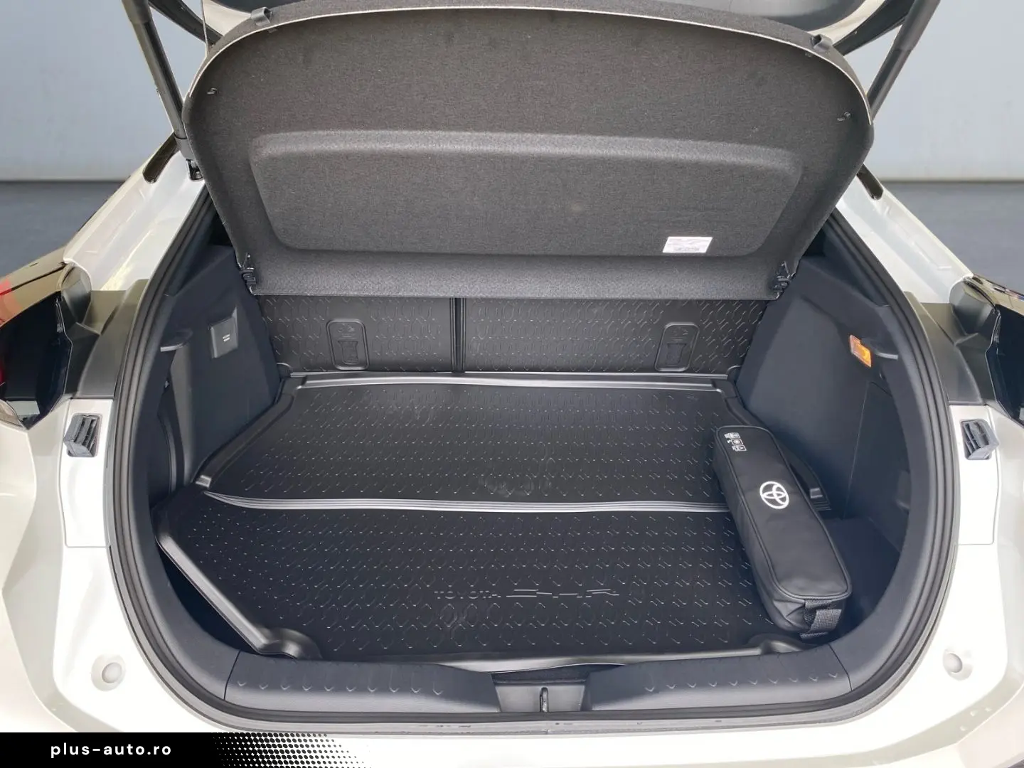 TOYOTA C-HR 2.0 Plug-in-Hybrid GR Sport  LED ACC JBL CA