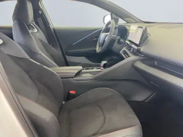 TOYOTA C-HR 2.0 Plug-in-Hybrid GR Sport  LED ACC JBL CA