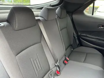 TOYOTA C-HR 1.8 Hybrid Teamplayer (AX2)