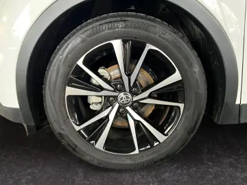 TOYOTA C-HR 1.8 Hybrid Teamplayer  LED ACC CAM SHZ PDC