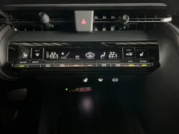 TOYOTA C-HR 1.8 Hybrid Teamplayer  LED ACC CAM SHZ PDC