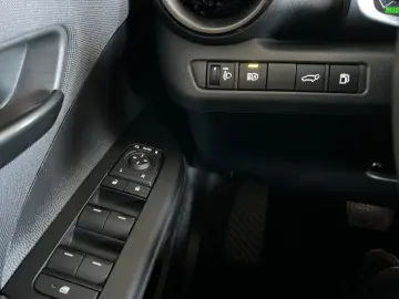 TOYOTA C-HR 1.8 Hybrid Teamplayer  LED ACC CAM SHZ PDC