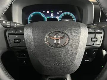 TOYOTA C-HR 1.8 Hybrid Teamplayer  LED ACC CAM CarPlay