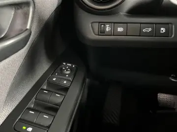 TOYOTA C-HR 1.8 Hybrid Teamplayer  LED ACC CAM CarPlay