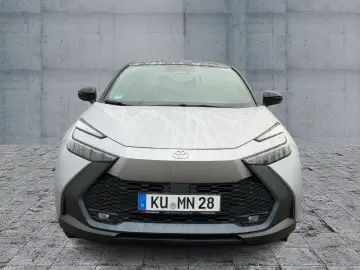TOYOTA C-HR 2.0 Hyb. Team D    Automatik