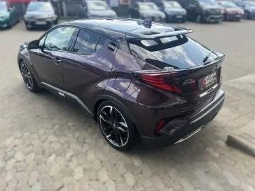 TOYOTA C-HR 2.0 Hybrid GR Sport-Fahrwerk Navi Soundsyst