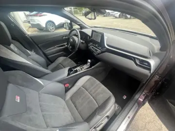 TOYOTA C-HR 2.0 Hybrid GR Sport-Fahrwerk Navi Soundsyst