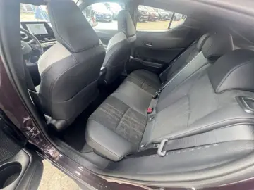 TOYOTA C-HR 2.0 Hybrid GR Sport-Fahrwerk Navi Soundsyst