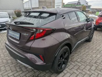TOYOTA C-HR 2.0 Hybrid Team Deutschland