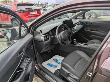 TOYOTA C-HR 2.0 Hybrid Team Deutschland