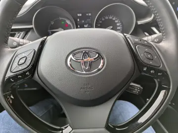 TOYOTA C-HR 2.0 Hybrid Team Deutschland