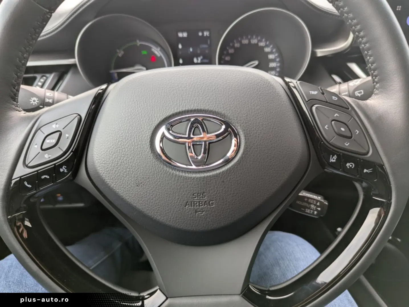 TOYOTA C-HR 2.0 Hybrid Team Deutschland