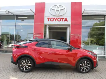 TOYOTA C-HR Plug-In Hybrid FWD Team Deutschland LED PDC