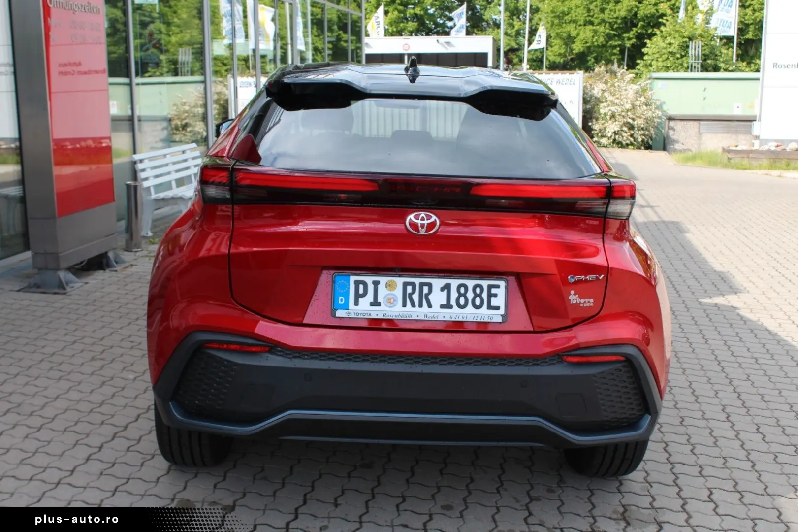 TOYOTA C-HR Plug-In Hybrid FWD Team Deutschland LED PDC