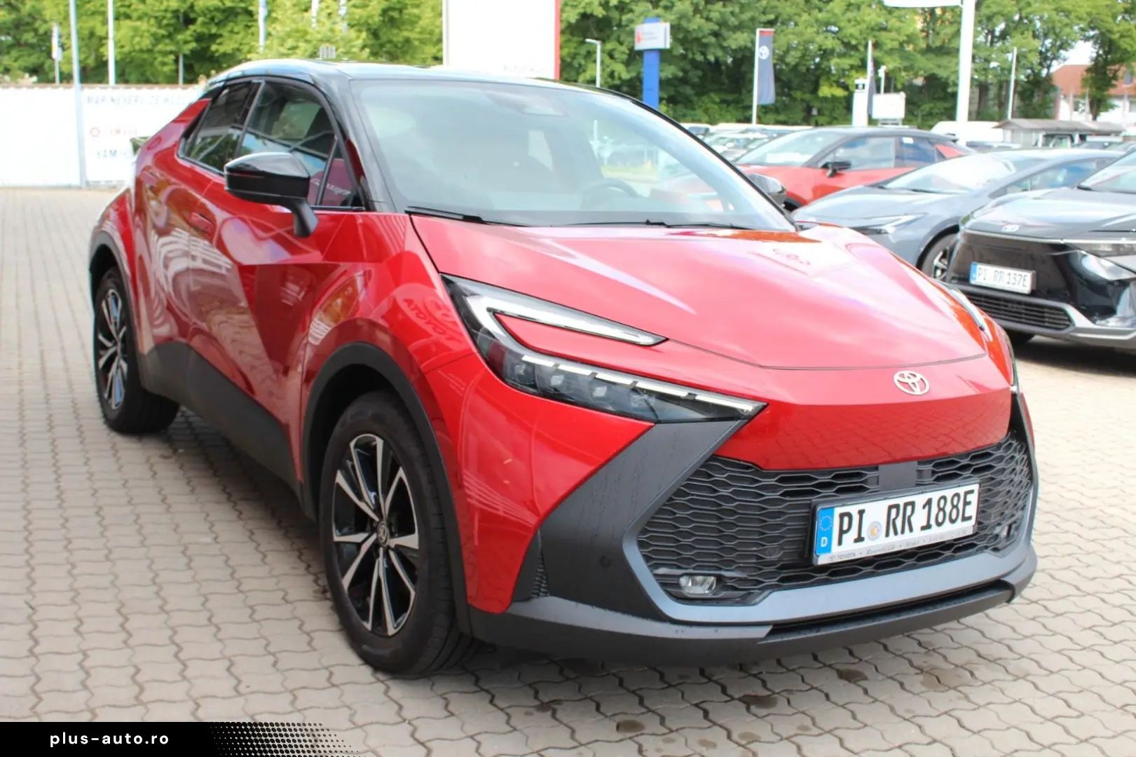 TOYOTA C-HR Plug-In Hybrid FWD Team Deutschland LED PDC