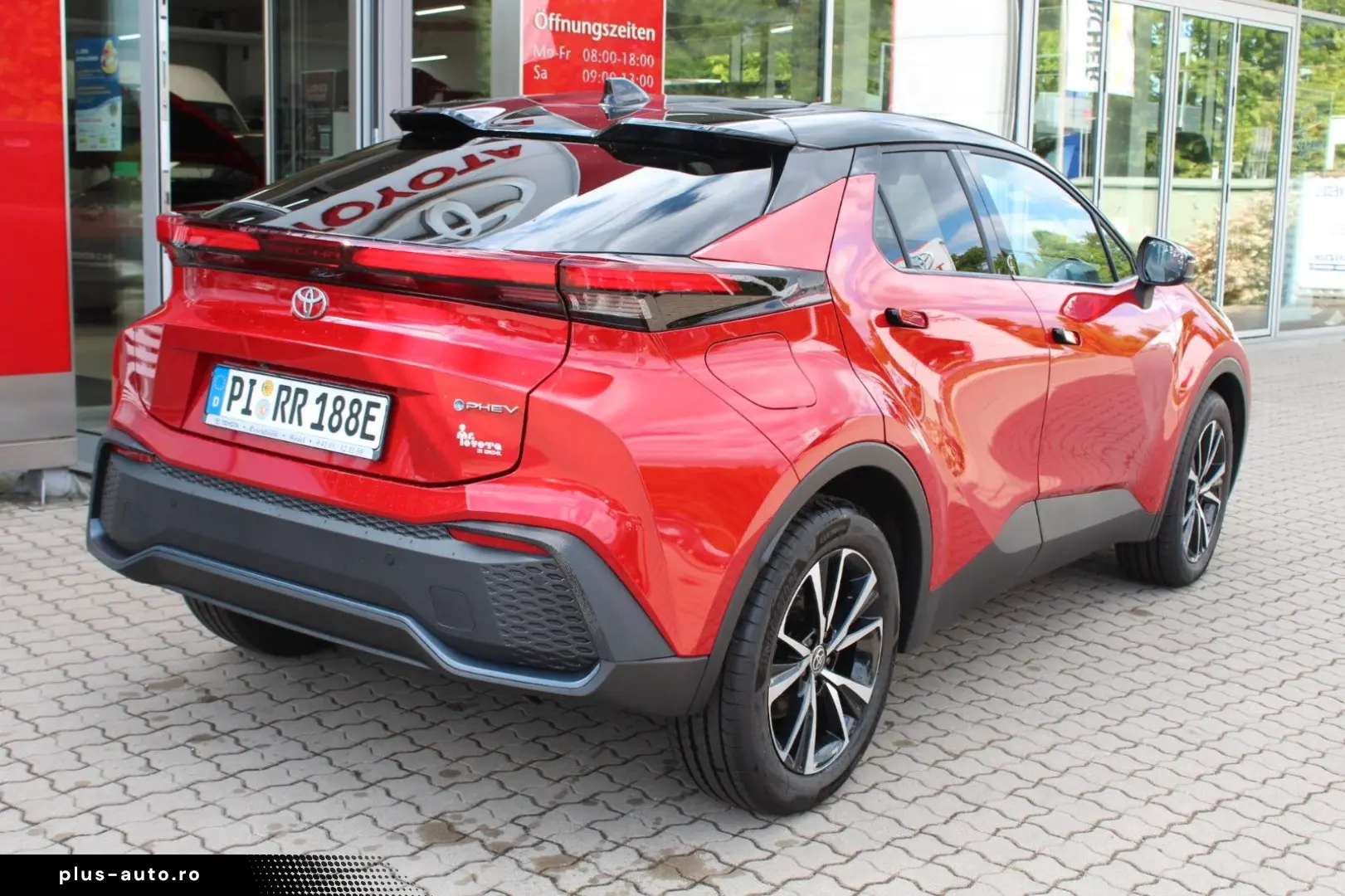 TOYOTA C-HR Plug-In Hybrid FWD Team Deutschland LED PDC