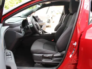 TOYOTA C-HR Plug-In Hybrid FWD Team Deutschland LED PDC