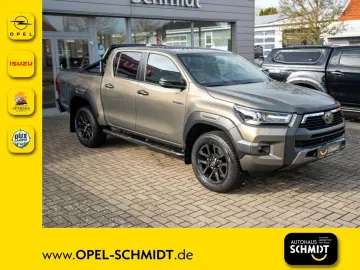 TOYOTA Hilux Double Cab Invincible 4x4