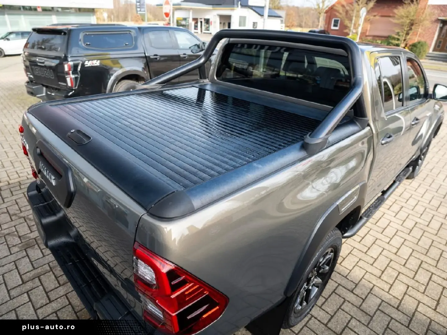 TOYOTA Hilux Double Cab Invincible 4x4