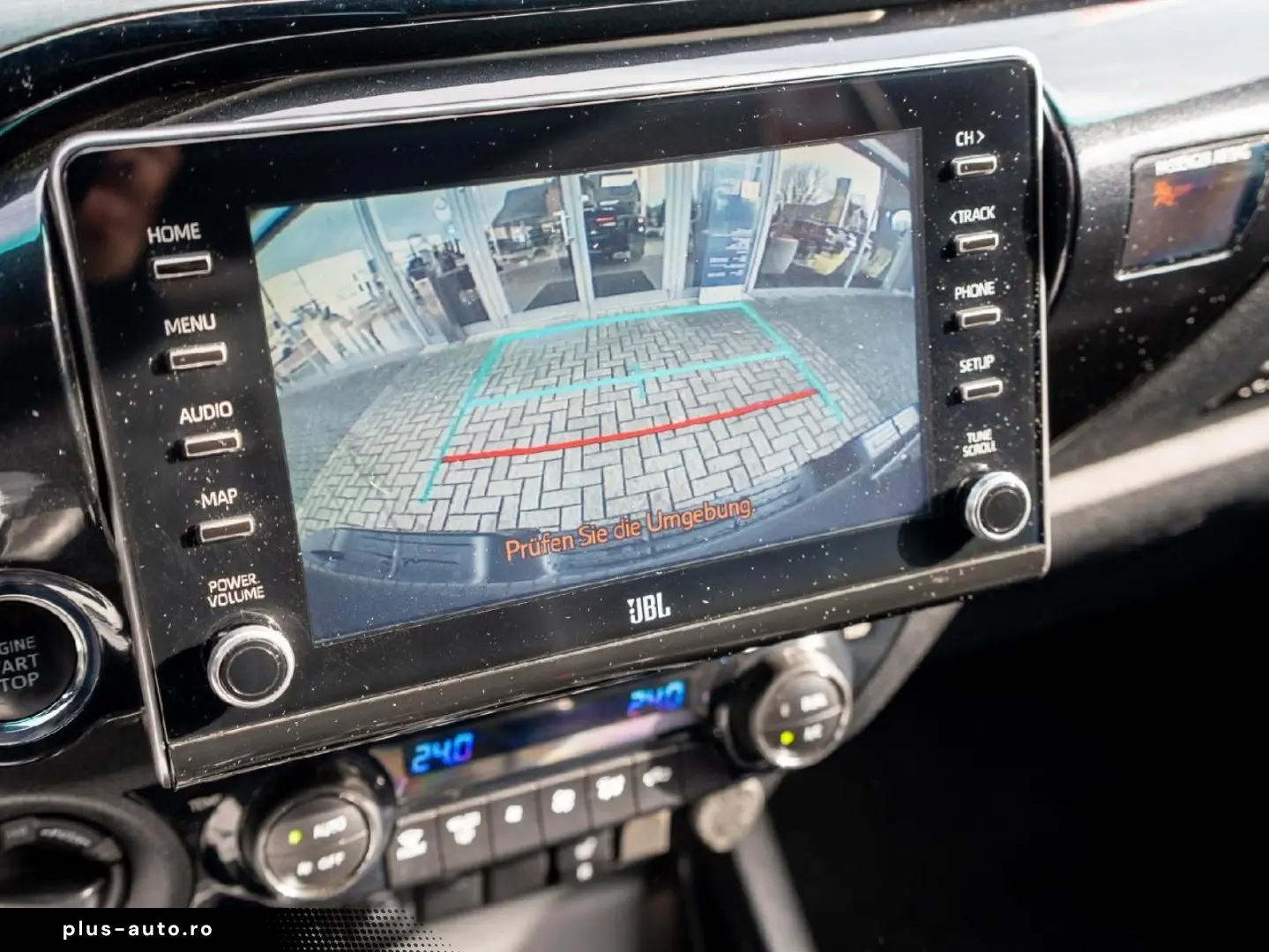 TOYOTA Hilux Double Cab Invincible 4x4