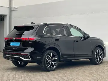 VW Tiguan 2.0 TDI R-Line 4Motion AHK Pano 360 Kamer