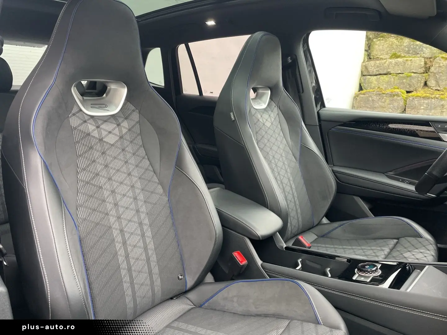 VW Tiguan 2.0 TDI R-Line 4Motion AHK Pano 360 Kamer