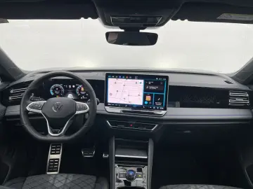 VW Tiguan 2.0 TDI R-Line 4Motion AHK Pano 360 Kamer