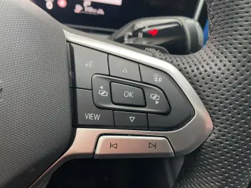 VW Tiguan 2.0 TDI R-Line 4Motion AHK Pano 360 Kamer