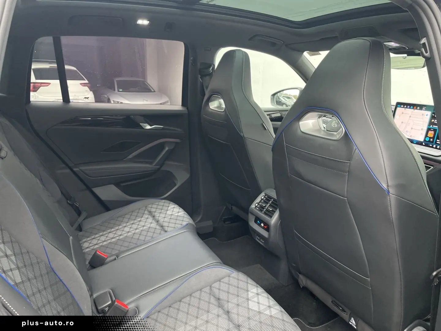 VW Tiguan 2.0 TDI R-Line 4Motion AHK Pano 360 Kamer