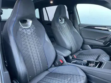 VW Tiguan 2.0 TDI 4M R-Line Standhzg AHK HUD 360 Ka