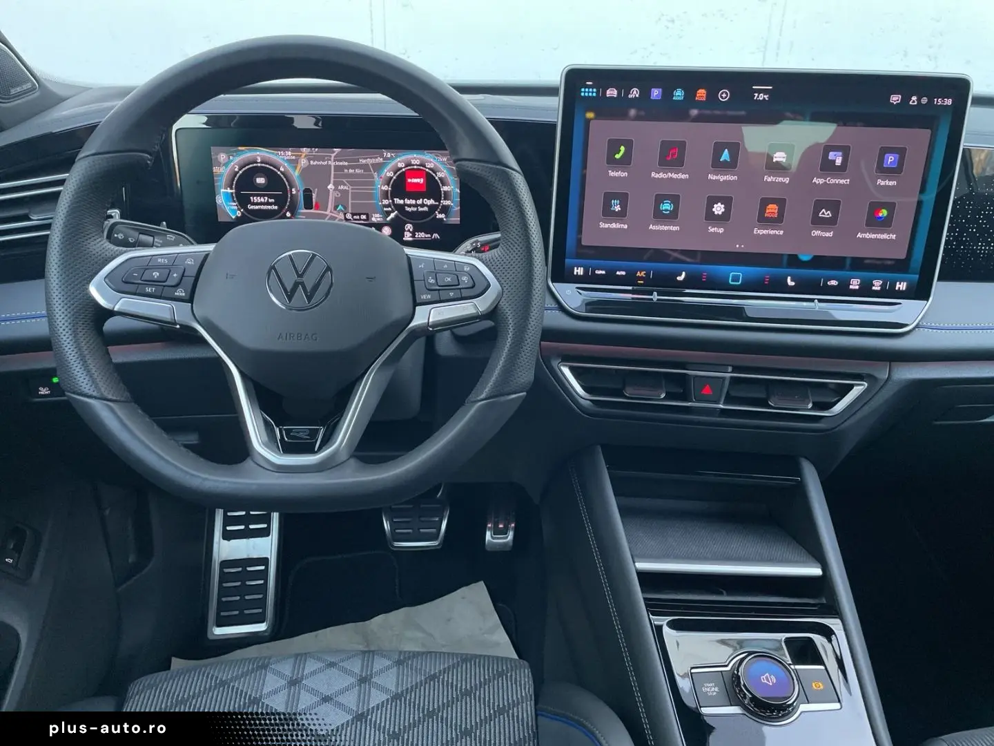 VW Tiguan 2.0 TDI 4M R-Line Standhzg AHK HUD 360 Ka