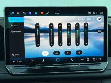 VW Tiguan 2.0 TDI 4M R-Line Standhzg AHK HUD 360 Ka