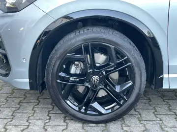 VW Tiguan 2.0 TDI 4M R-Line Standhzg AHK HUD 360 Ka