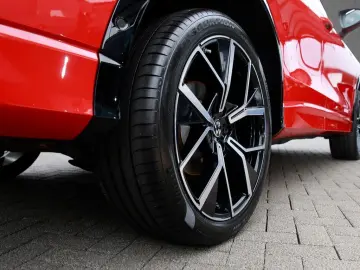 VW Tiguan 2.0 TDI DSG 4M R-Line AHK  Standhzg.  Pan