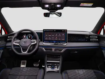 VW Tiguan 2.0 TDI DSG 4M R-Line AHK  Standhzg.  Pan