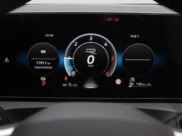 VW Tiguan 2.0 TDI DSG 4M R-Line AHK  Standhzg.  Pan