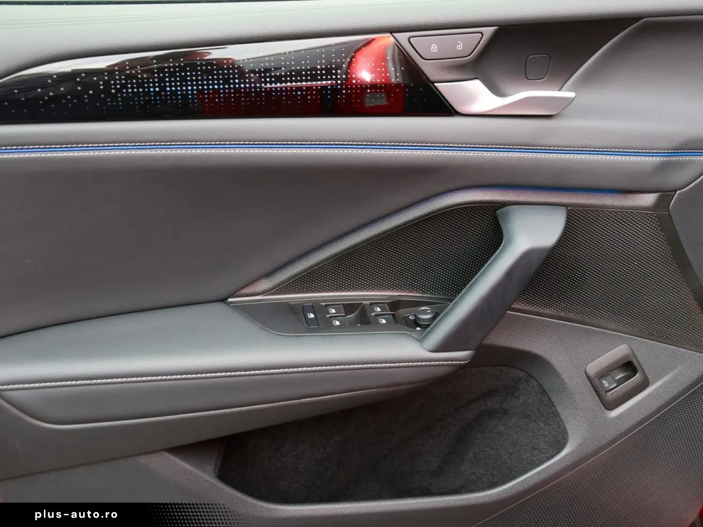 VW Tiguan 2.0 TDI DSG 4M R-Line AHK  Standhzg.  Pan