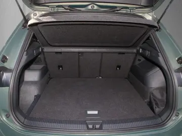 VW Tiguan 2.0 TDI DSG R-Line 4Mo AHK Pano RFK